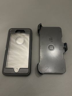 I PHONE 7 Otter Box Case
