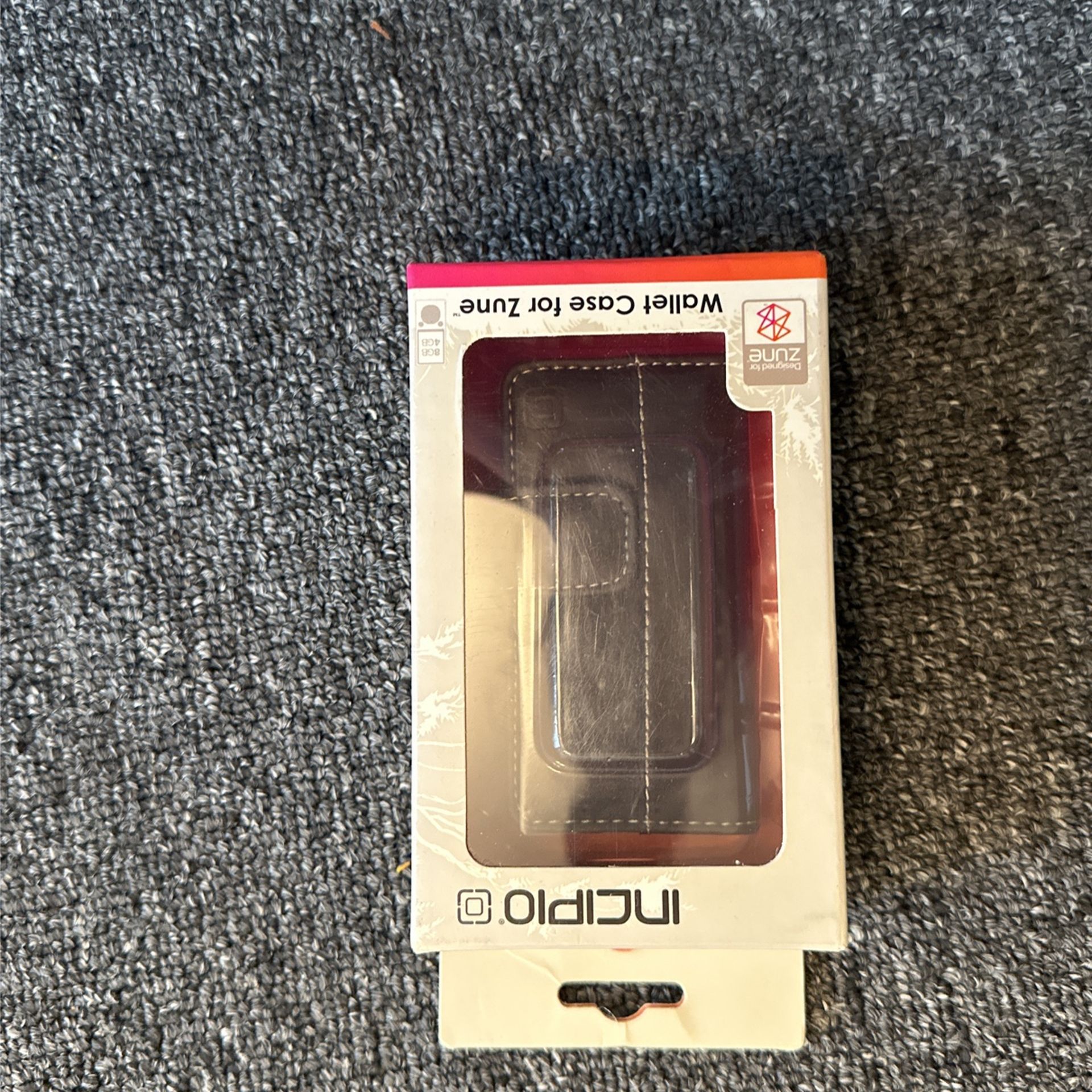 Incipio - Wallet case for Zune