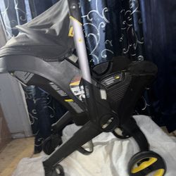 Doona Car seat/ Stroller 