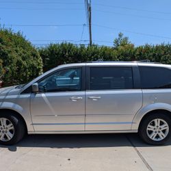 2012 Dodge Caravan 
