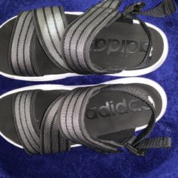 Adidas Size 9 Women 
