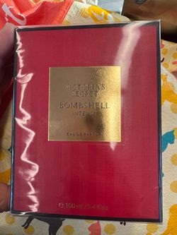 Victoria's Secret bombshell perfume