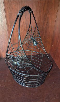 Halloween Black metal Spider Basket