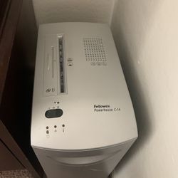 Large Capacity Paper Shredder