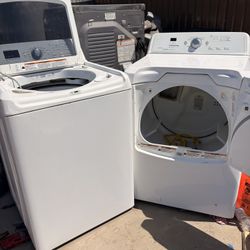 Maytag Washer And Gas Dryer Set 