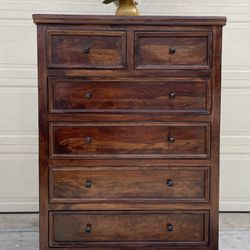 Beautiful Natural Solid Wood 6 Drawer Chest Piece  