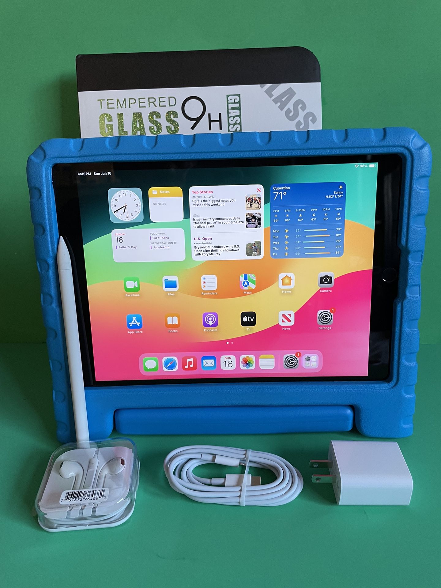 Apple IPad 7th Generation (10.2” Retina / Latest IOS 17 ) 32GB with kids case, Pen & Accessories (Netflix, zoom, Roblox etc supported)