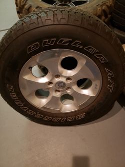 Jeep wheels n Tires Sahara