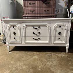 Solid Wood 9 Drawer Dresser Tv Stand 