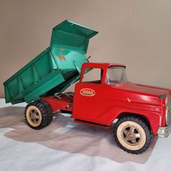 Vintage 1960s Tonka Dump Truck 406 Red / Green