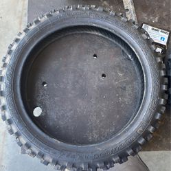 Dirtbike tires