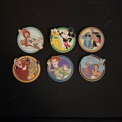 Disney Pins 