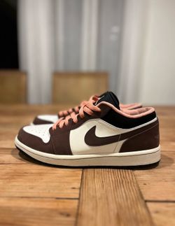 Nike - Men's Air Jordan 1 Low Sneaker Mocha White Black