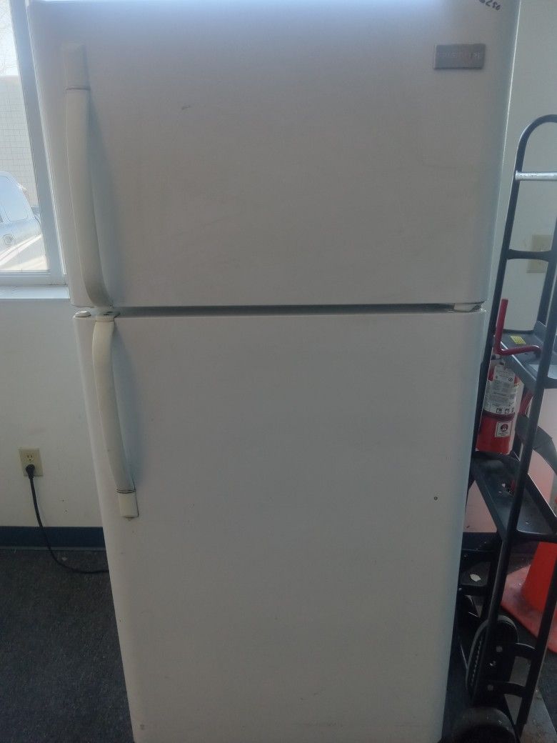 White fridge with warranty 
