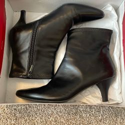 Boots For Women