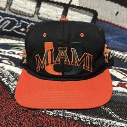 VINTAGE MIAMI HURRICANES SNAPBACK HAT