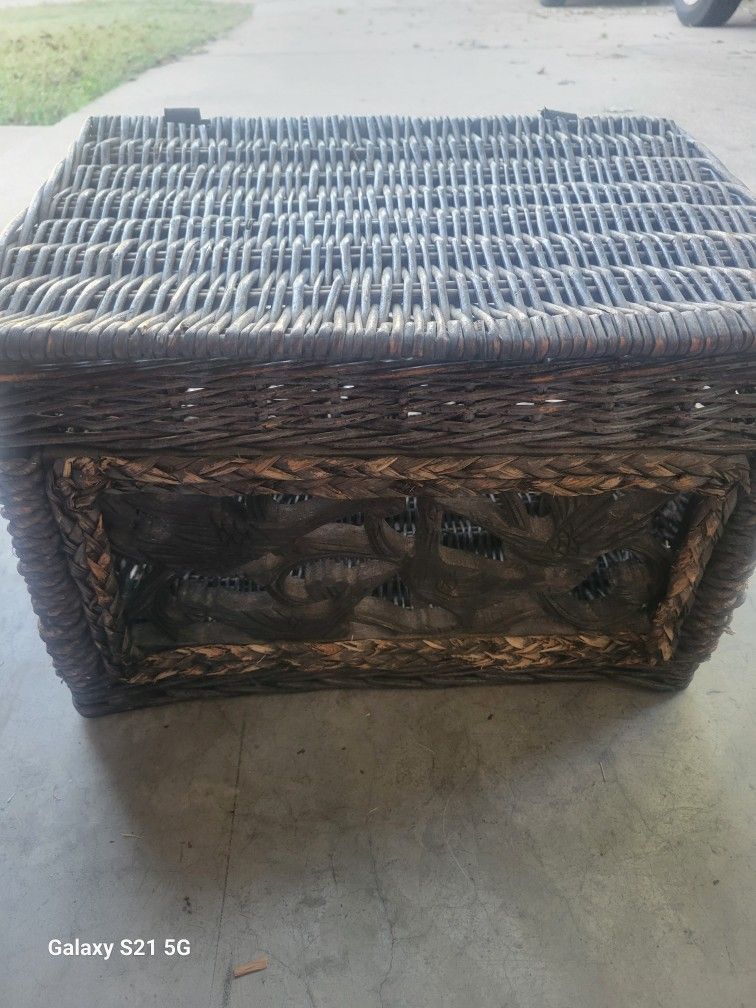 Vintage wicker basket