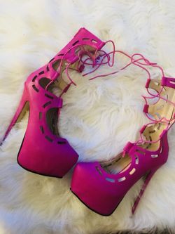Pink Gladiator high heels 👠