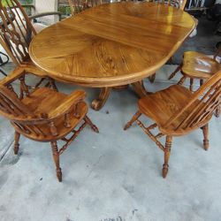 Solid Oak Leaf Table