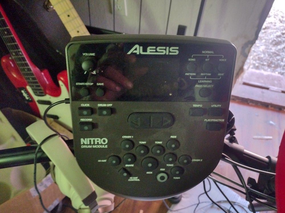 Alesis Drum Machine