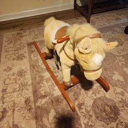 2005 Chrisha Playful Plush Rocking Horse with Sound READ!!!!