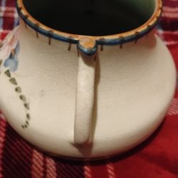  Vintage Ceramic Pot with Dual Handles Hand-Painted Floral Design Beautiful vintage ceramic pot featuring two ornate loop handles and a hand-painted.