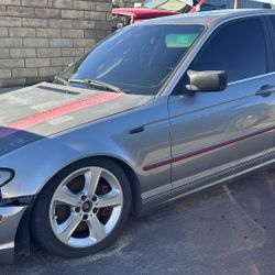 2005 BMW 330i