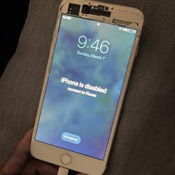Cracked Disabled iPhone 6 and iPhone 7 Plus 