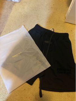 Essentials Shorts