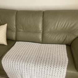 White Crocheted Baby Blanket