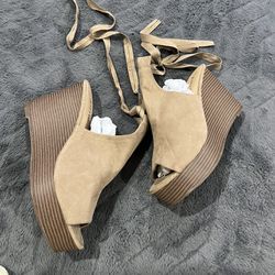 Wedges /heels -size 9 No Box Sample 