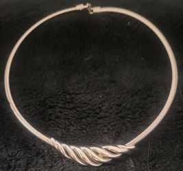 Silver Vintsge Necklace 