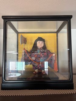 Japanese figurines