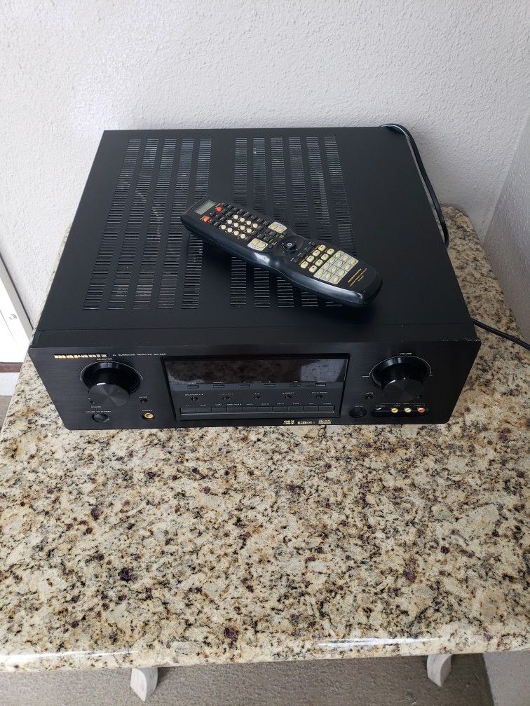 Marantz stereo receiver