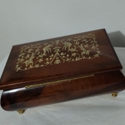 VINTAGE INLAID MUSIC BOX - JEWELRY BOX - SORRENTO ITALY - FUNICULA/ FUNICULA  6"×4"