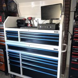 Husky Limited Edition Tool Box 