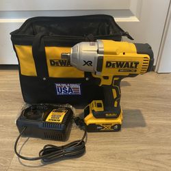 Dewalt  41/2       Impact Wrench  Torque  3 Speed Condition New 