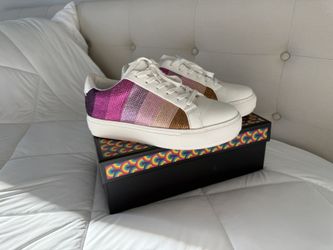 Kurt Geiger Pink Comb Sneakers Size 9.5
