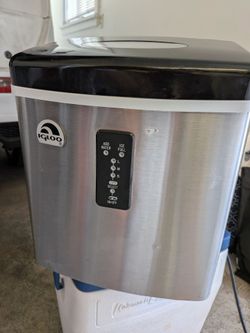 Igloo Ice maker