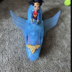 Wonder Woman & Invisible Jet