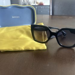Gucci sunglasses 