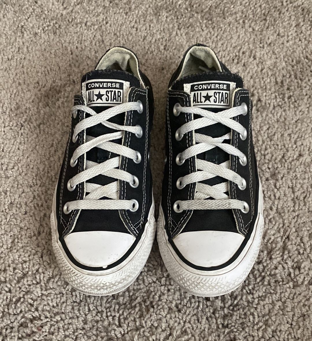 Converse All Star Chuck Taylor Unisex Sneakers Size 6 Women And 4 Men As Shown In Size Tag