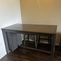 Dinning Table 