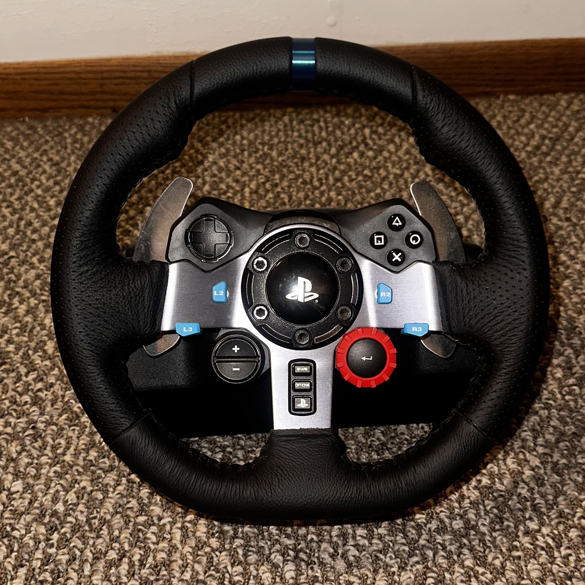 Logitech G29 Driving Force Racing Wheel