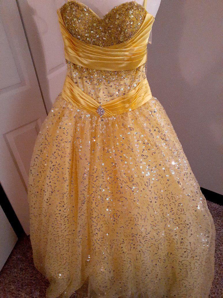 Beautiful Yellow Dress( Size 6) And A (Size 4) $55