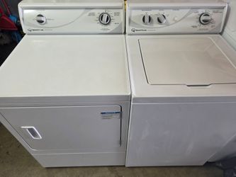 SPEDD QUEEN WASHER AND DRYER GAS LIKE NEW $1585
