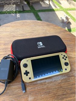 Nintendo Switch Lite Legend of Zelda Hyrule Limited Edition
