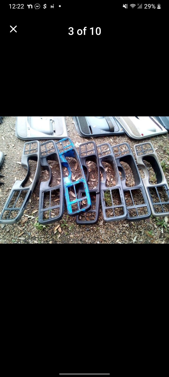 99-06 chevy/ GMC cluster plastic trims