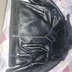 1x Black Fur Leather Jacket 