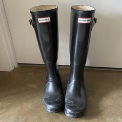 Tall black Hunter boots, Size 7